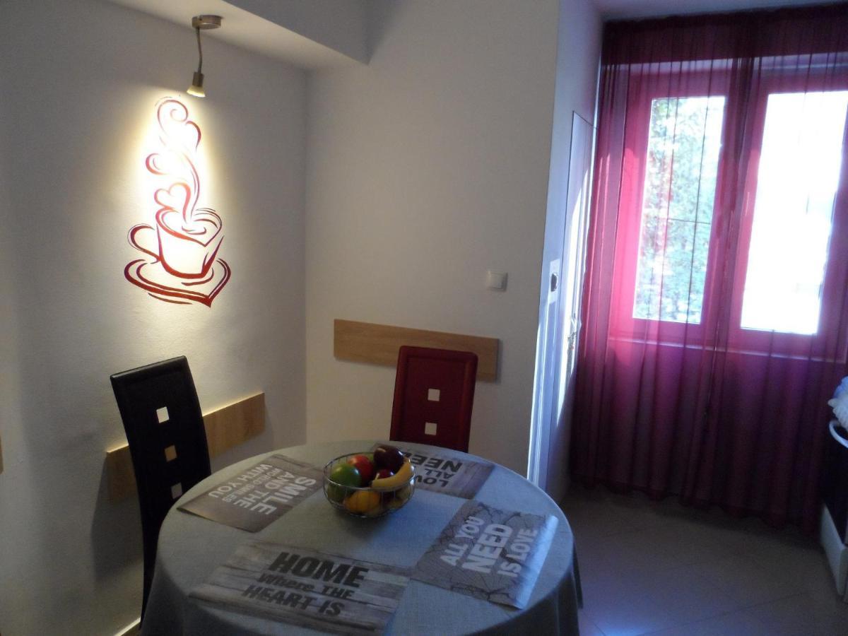 M@D Apartment تيميشورا المظهر الخارجي الصورة