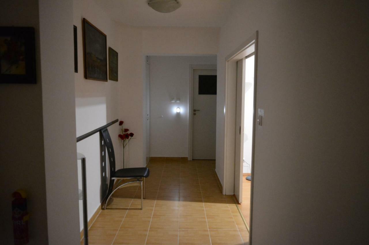 M@D Apartment تيميشورا المظهر الخارجي الصورة