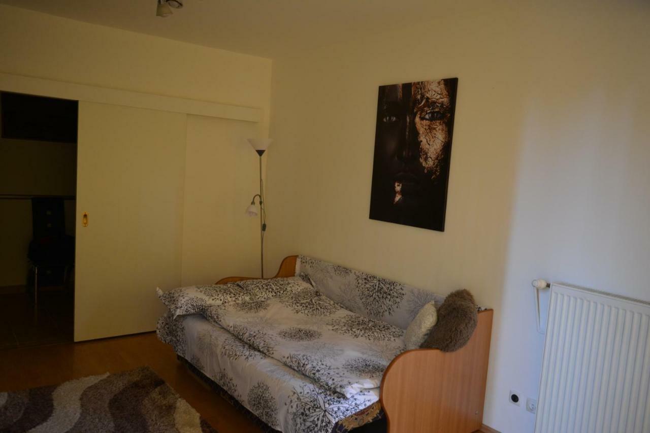 M@D Apartment تيميشورا المظهر الخارجي الصورة